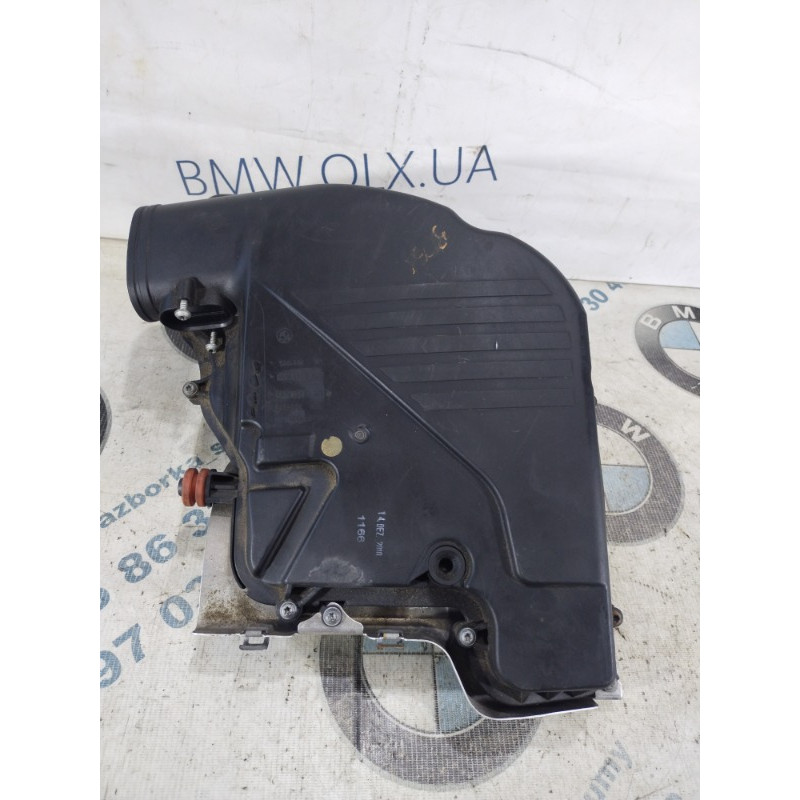 Корпус воздушного фильтра (впускная система) BMW 5-series F10 2011 N63B44 13717577466