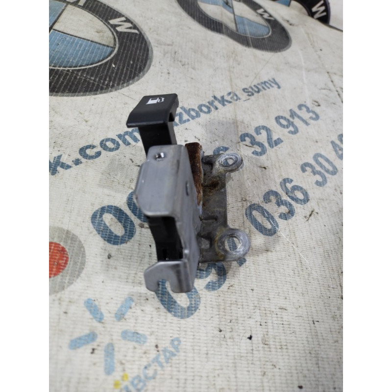 Кнопка открытия лючка топливного бака (электрика / кнопки) Subaru Forester SJ 2015 2.5 57340AJ000