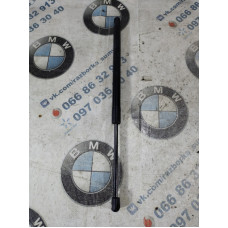 Амортизатор багажника