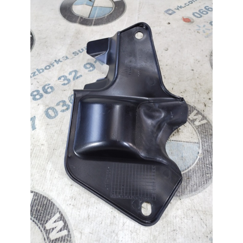 Кожух рулевой колонки нижний (салон) Volkswagen Passat B8 2016 1.8 1k1863129b