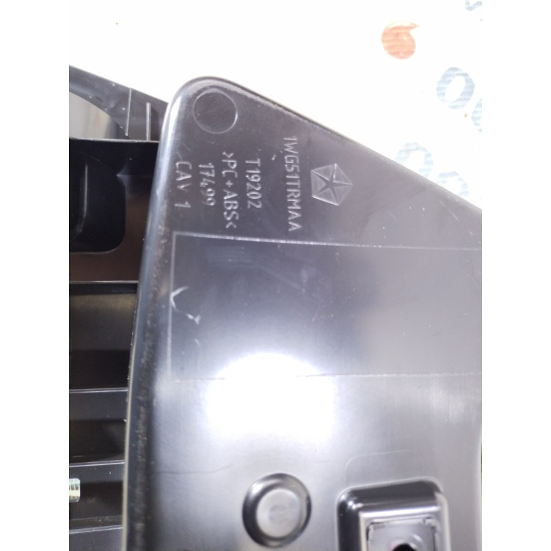 Бардачок торпеды (салон) Jeep Cherokee KL 2014 2.4 1wg51trmaa