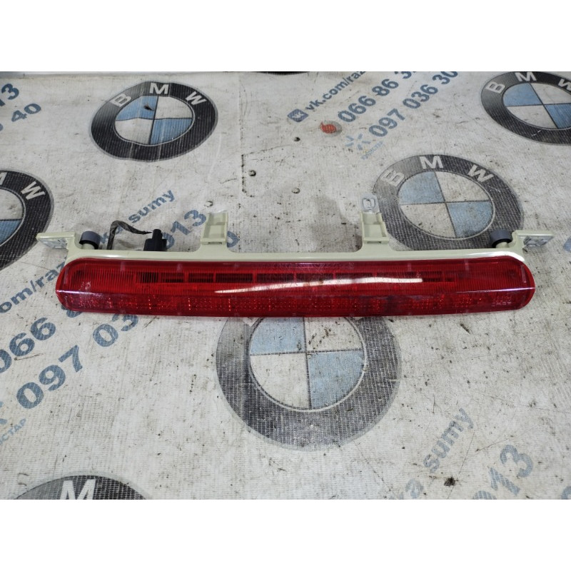 Повторитель стоп сигнала (оптика) Jeep Cherokee KL 2014 2.4 68102902a