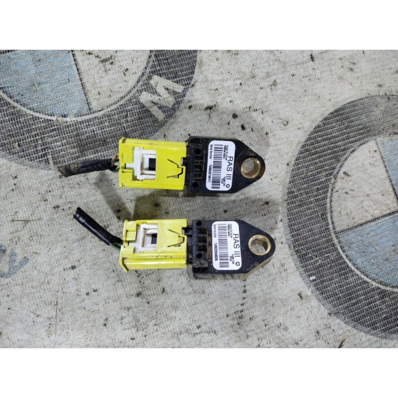 Датчик удара (электрика / датчики) Jeep Compass MK49 2014 2.4 68056160aa