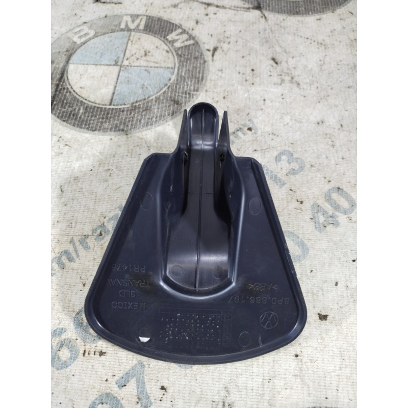 Накладка сидения (салон) Volkswagen Jetta MK6 2011 2.5 8p0886197