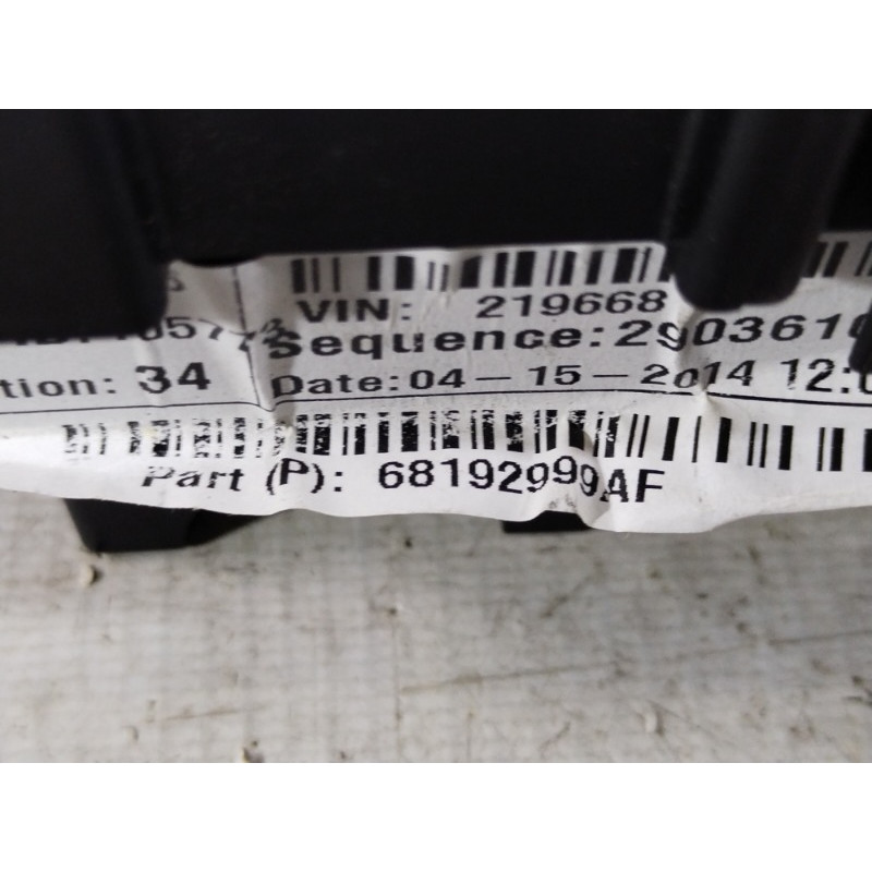 Блок предохранителей (электрика) Jeep Cherokee KL 2014 2.4 68192999af