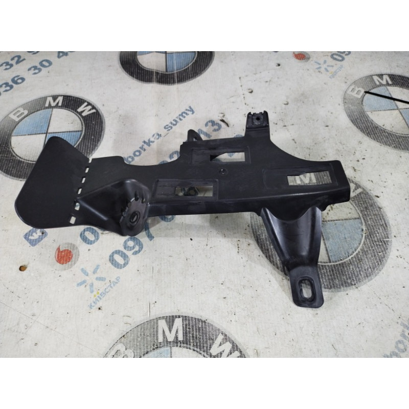 Кронштейн (двигатель и элементы) Volkswagen Passat B8 2016 1.8 561864767