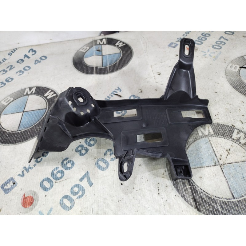 Кронштейн (двигатель и элементы) Volkswagen Passat B8 2016 1.8 561864767