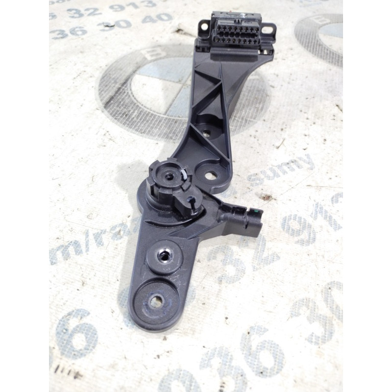 Кронштейн ручки открывания капота (салон) BMW 3-series F30 2013 N20B20 51437326365