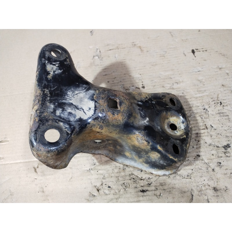 Кронштейн подрамника (подвеска) Volkswagen Jetta MK6 2011 2.5 5C0501546B