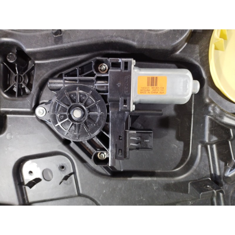 Механизм стеклоподъемника с мотором (кузов и элементы) Jeep Cherokee KL 2014 2.4 68227 256AA