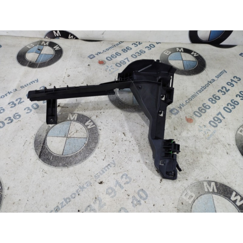 Направляющая стекла двери (кузов и элементы) Jeep Cherokee KL 2014 2.4 68227288AA