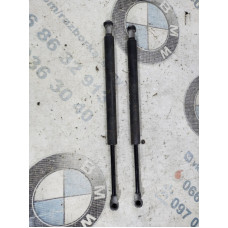 Амортизатор багажника