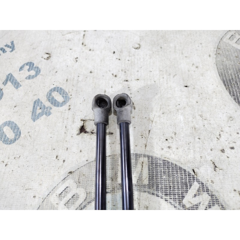 Амортизатор багажника (кузов і елементи) Infiniti m35 Y50