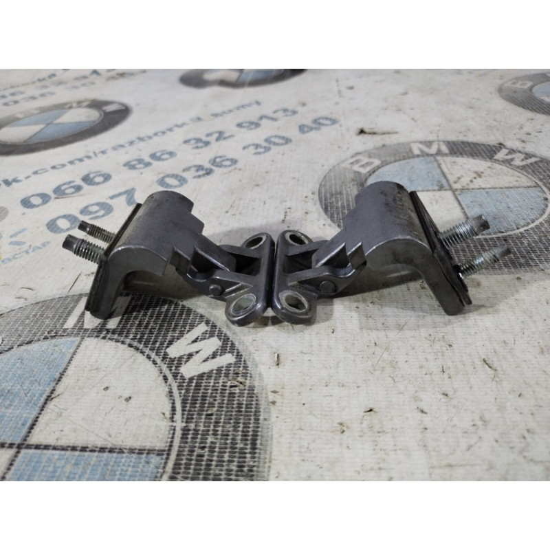 Петля багажника (кузов и элементы) Volkswagen Passat B5 2003 2.5 AKN 3b9827301e