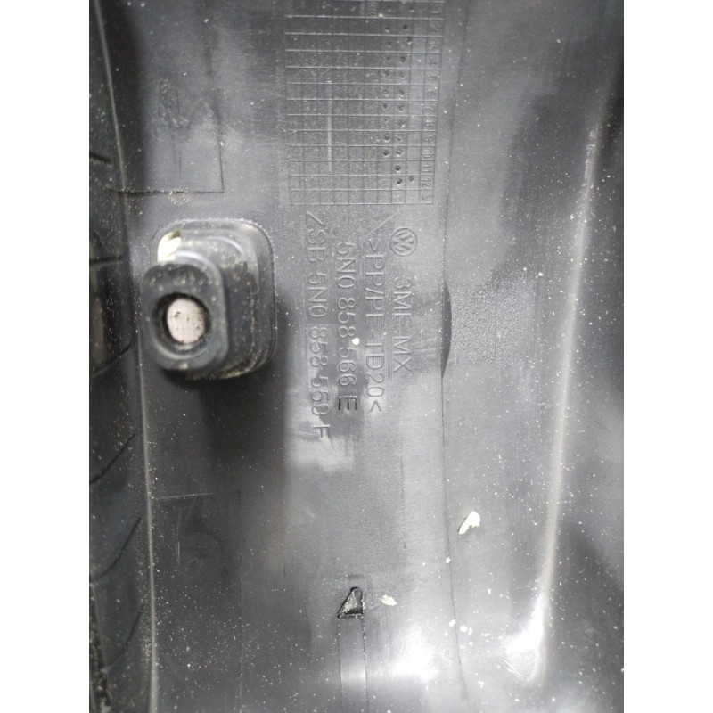 Кожух рулевой колонки нижний (салон) Volkswagen Jetta MK6 2011 2.5 5n0858566e