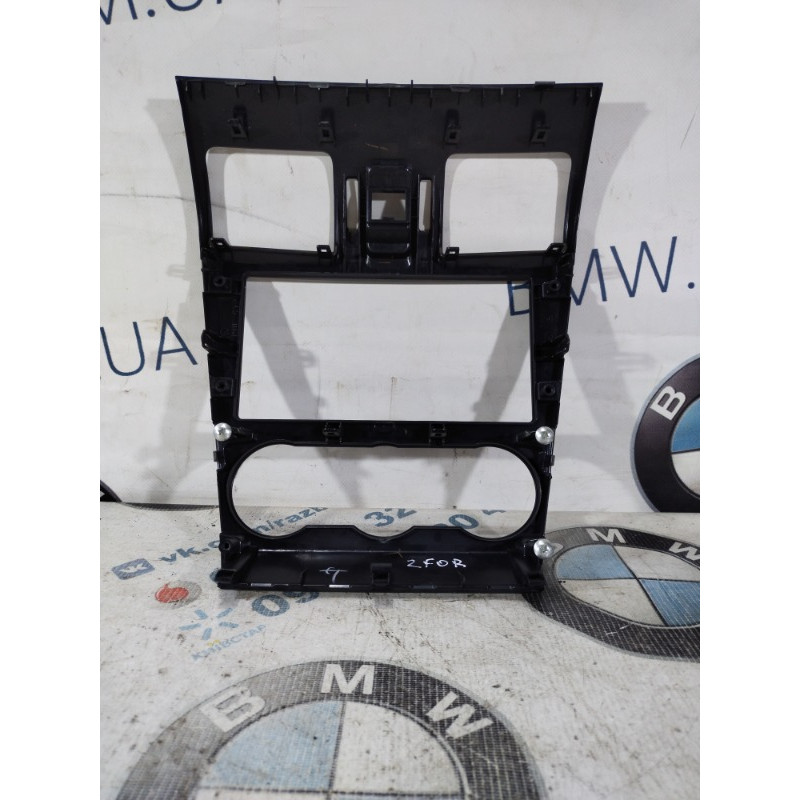 Рамка магнитофона (салон) Subaru Forester SJ 2015 2.5 66065FJ000