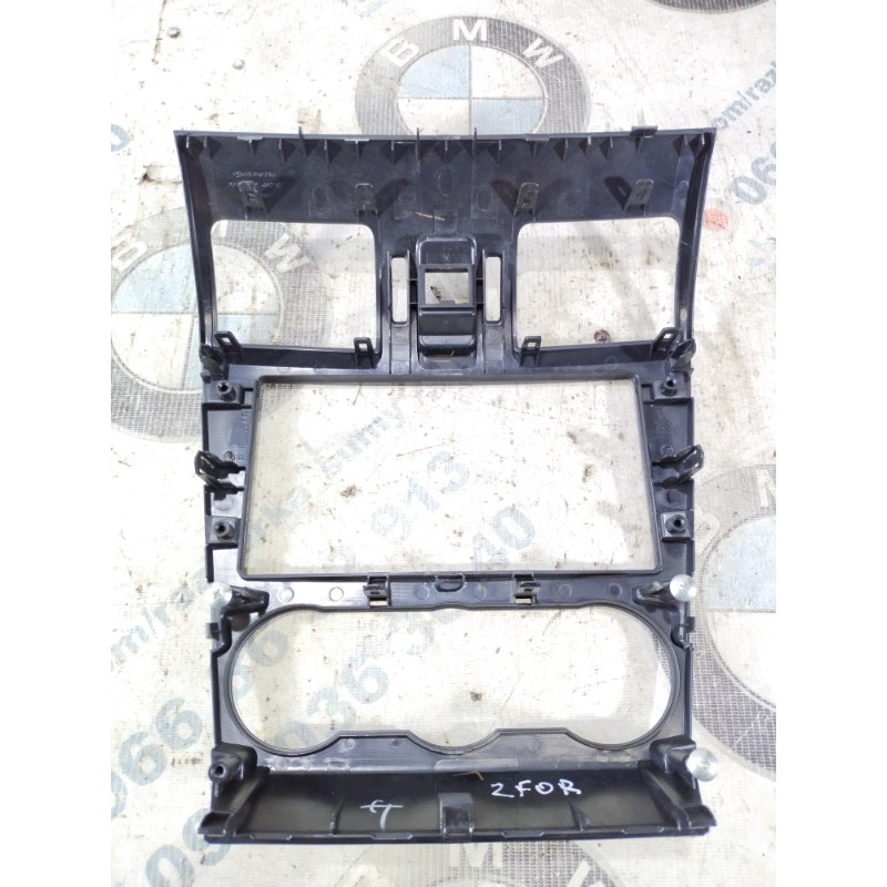 Рамка магнитофона (салон) Subaru Forester SJ 2015 2.5 66065FJ000