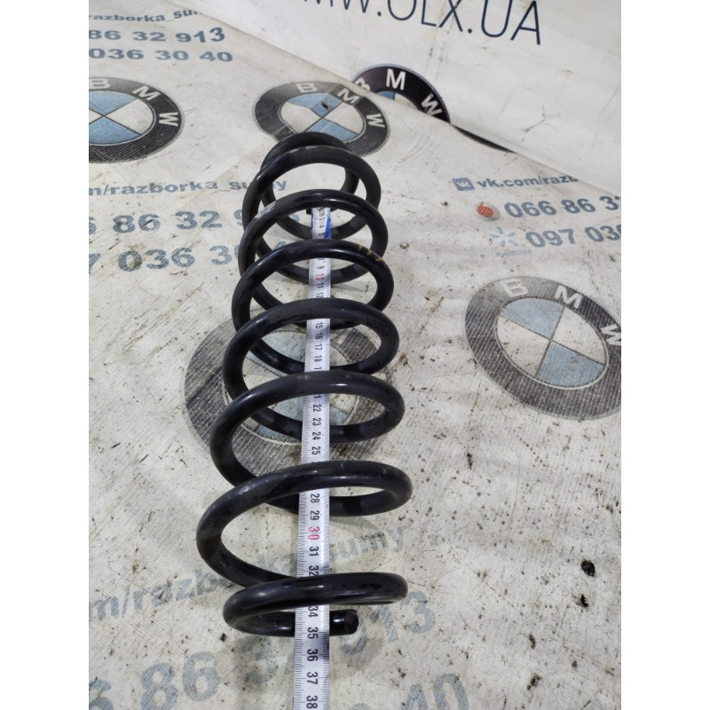 Пружина підвіски (підвіска) Volkswagen Passat B8 2016 1.8