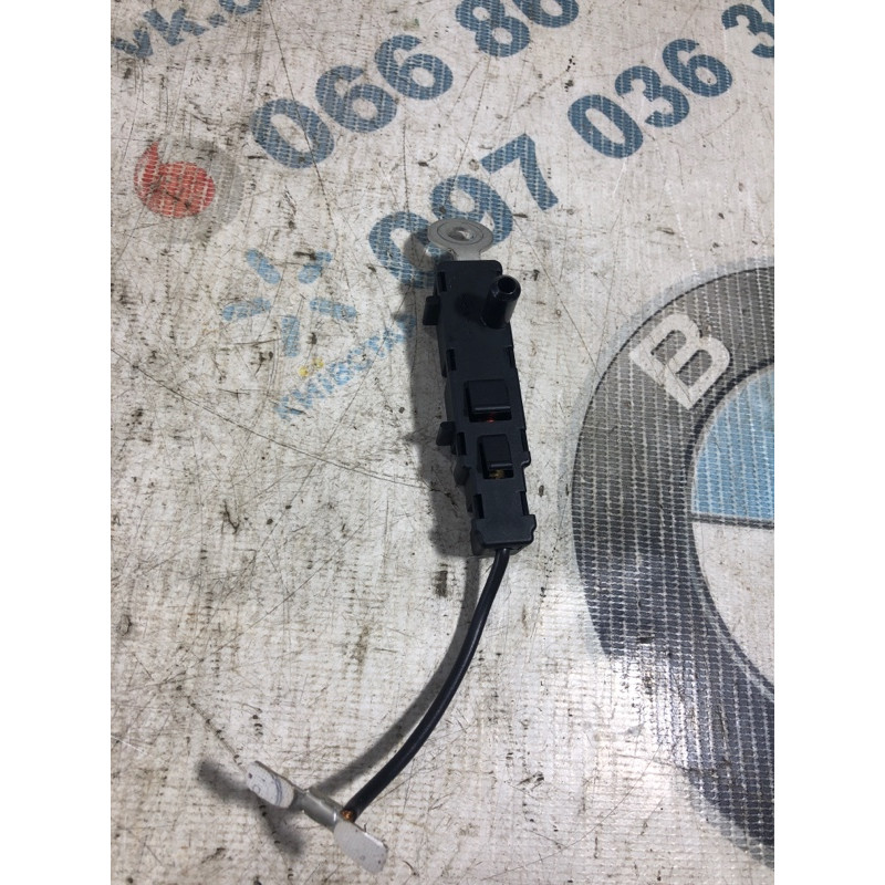 Усилитель антенны (электрика) Volkswagen Passat B8 2016 1.8 3c5035570b