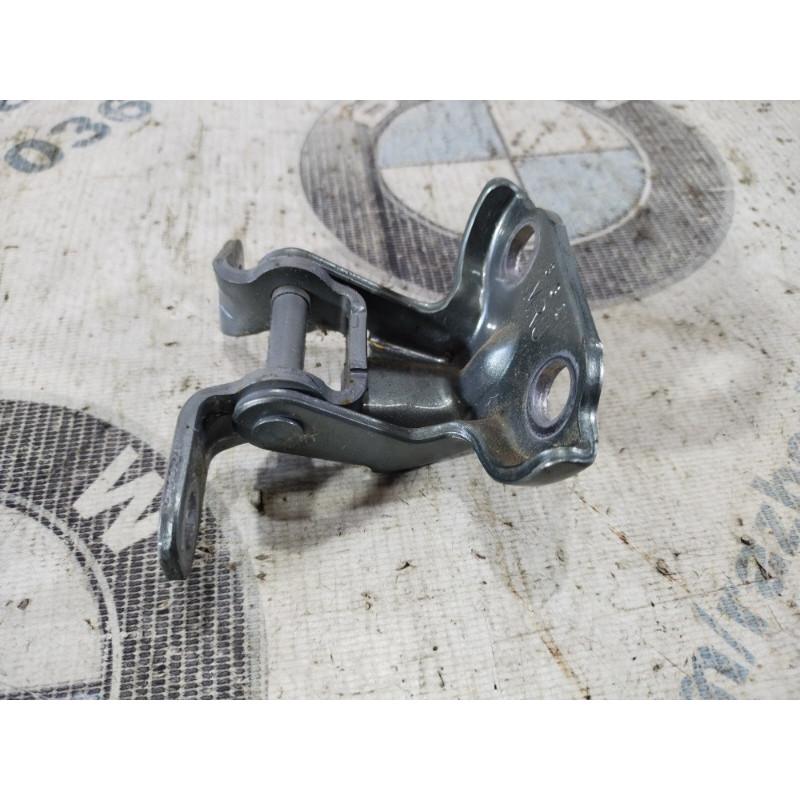 Петля двери (кузов и элементы) Subaru Forester SJ 2014 2.5 60479FJ001