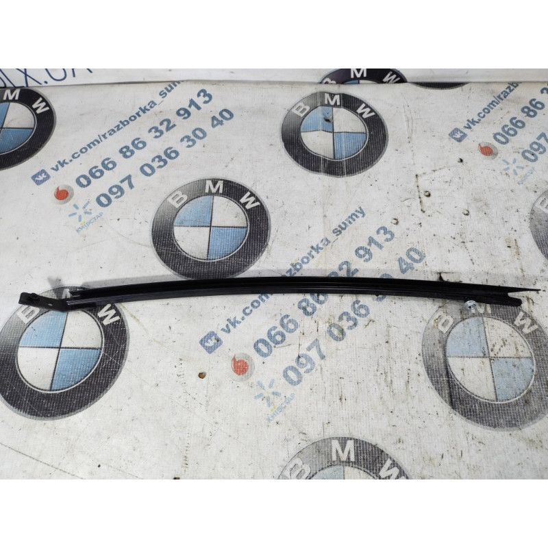 Направляющая стекла двери (кузов и элементы) Subaru Forester SJ 2014 2.5 62240SG000