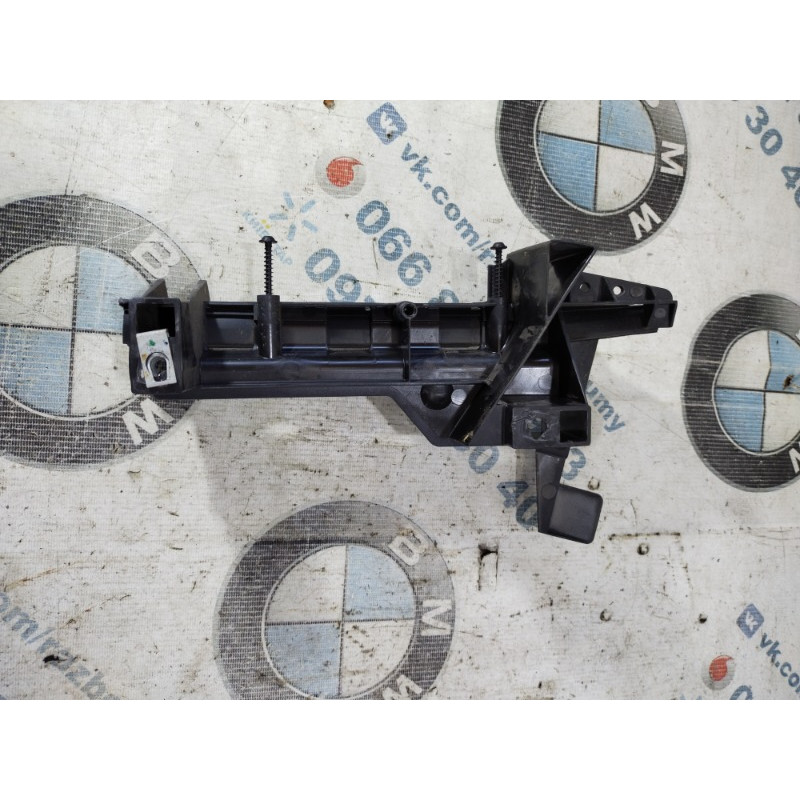 Направляющая стекла двери (кузов и элементы) FORD Fusion MK5 2014 2.5 DS7Z-5421596-C