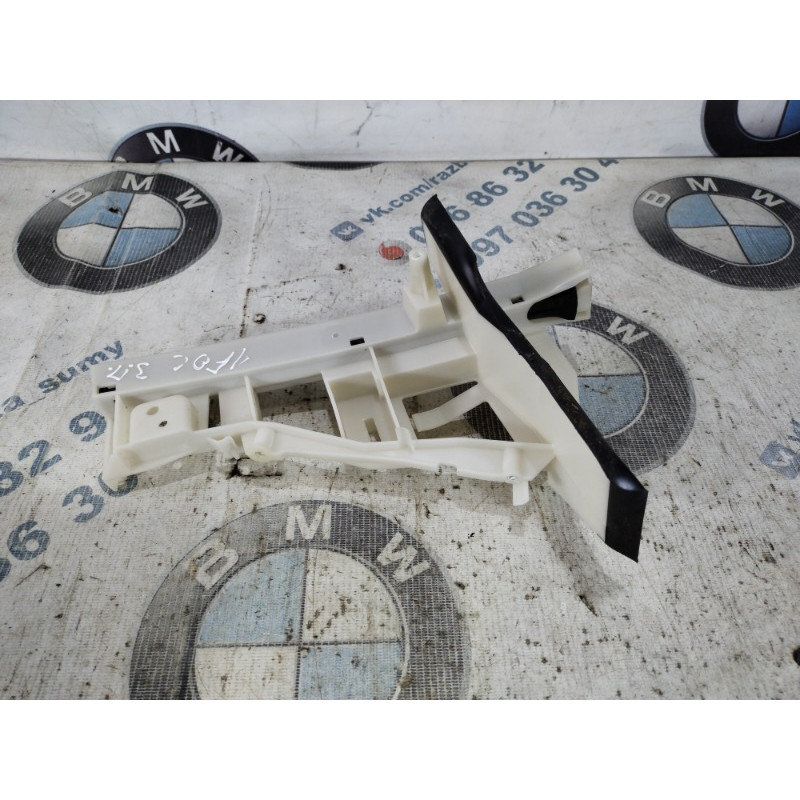 Направляющая стекла двери (кузов и элементы) FORD Focus MK3 2015 2.0 bm51a264b22aa