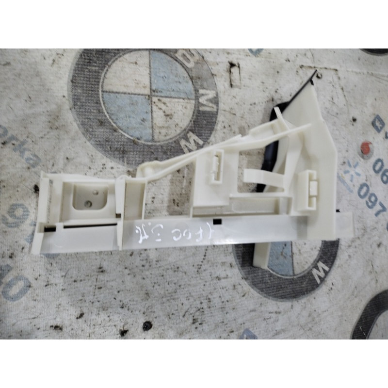 Направляющая стекла двери (кузов и элементы) FORD Focus MK3 2015 2.0 bm51a264b22aa