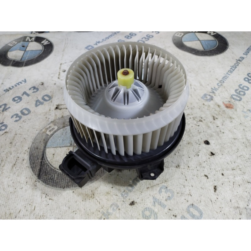 Мотор печки (отопление и кондиционирование) FORD Fusion MK5 2014 2.5 ay2727006220