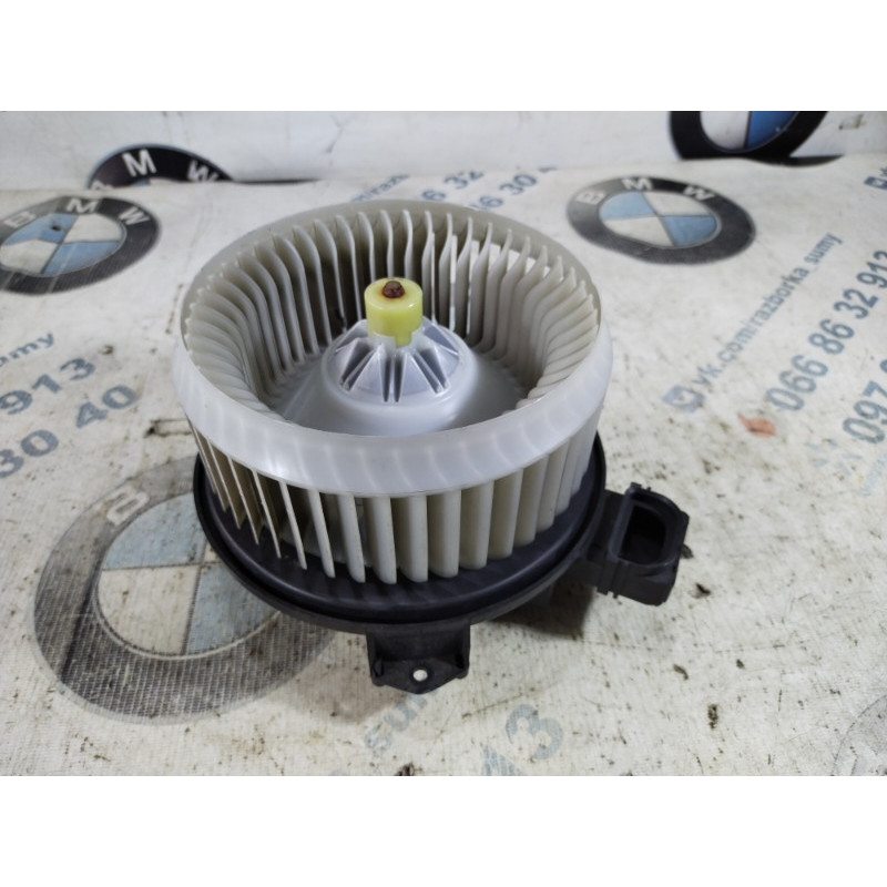 Мотор печки (отопление и кондиционирование) FORD Fusion MK5 2014 2.5 ay2727006220