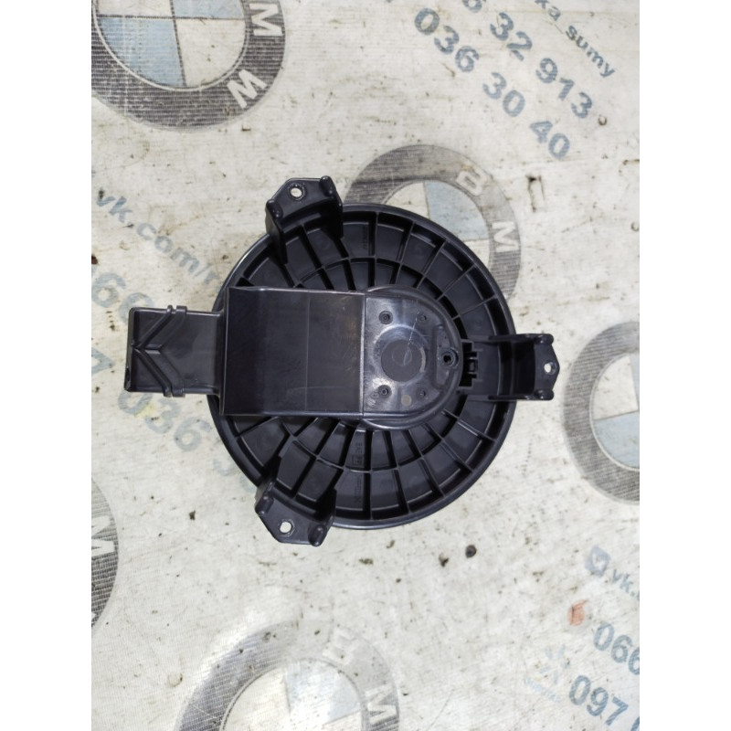 Мотор печки (отопление и кондиционирование) FORD Fusion MK5 2014 2.5 ay2727006220