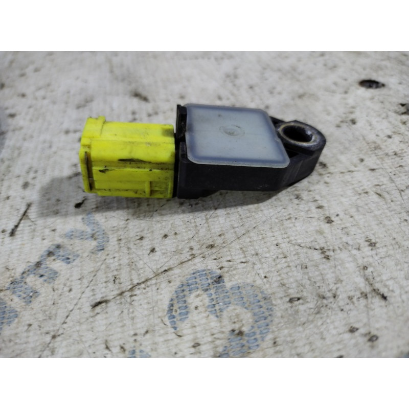 Датчик удара (электрика / датчики) Jeep Compass MK49 2014 2.4 68056162aa