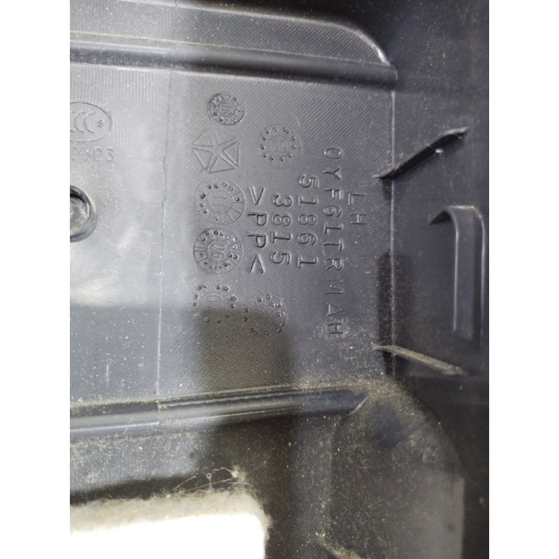 Обшивка центральної стійки (салон) Jeep Patriot MK74 2012 2.4 518613815