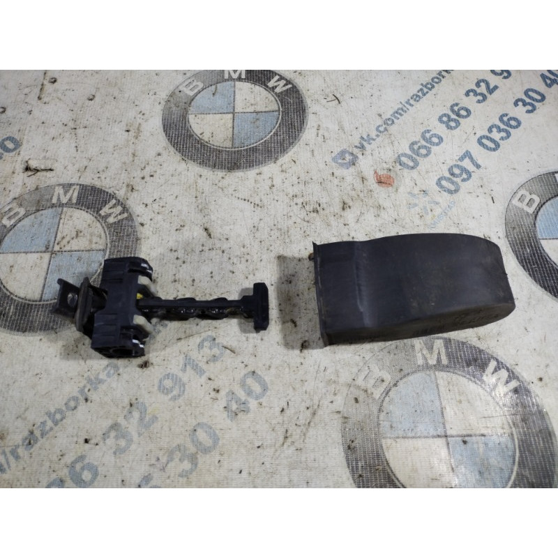 Ограничитель двери (кузов и элементы) Volkswagen Jetta MK6 2011 2.5 5n0837267