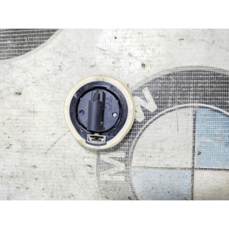 Датчик удара (электрика / датчики) Volkswagen Jetta MK6 2011 2.5 5k0959354