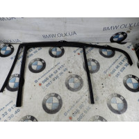 Уплотнитель проема двери