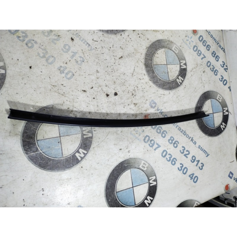 Направляющая стекла двери (кузов и элементы) BMW 3-series F30 2013 N20B20 51357258301