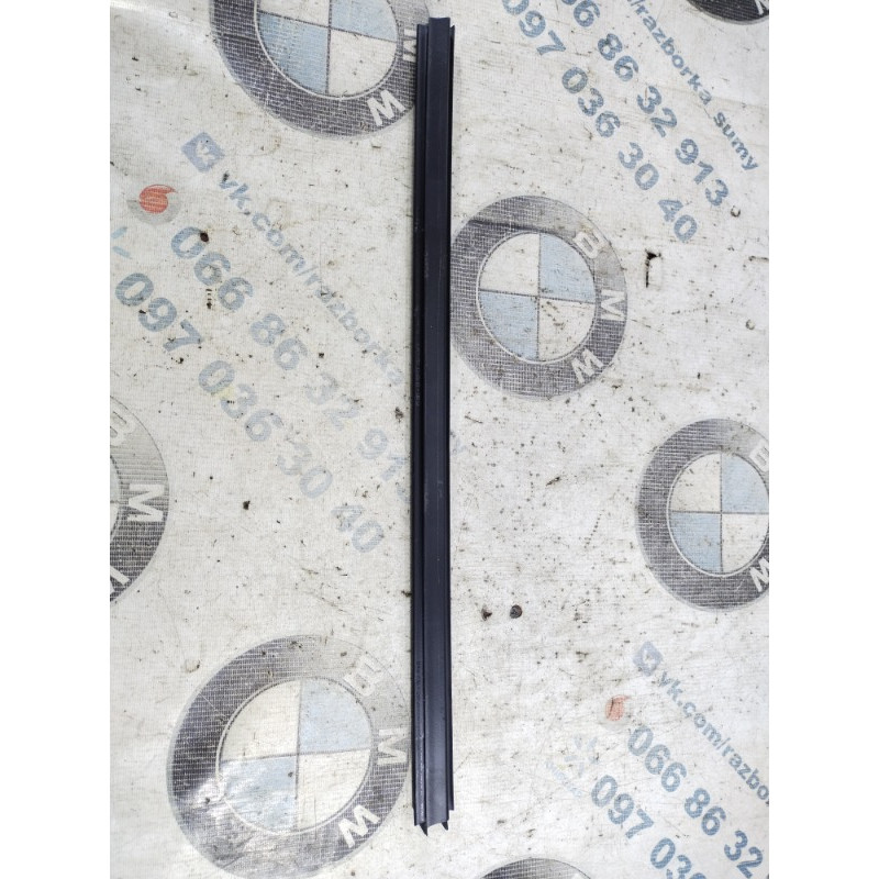 Молдинг стекла внутренний (наружные элементы кузова) BMW 3-series F30 2013 N20B20 51357258297