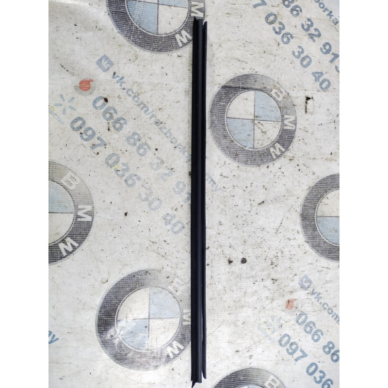 Молдинг стекла внутренний (наружные элементы кузова) BMW 3-series F30 2013 N20B20 51357258297