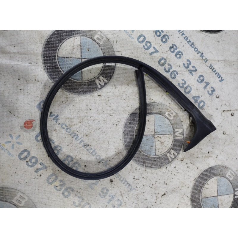 Уплотнитель проема двери (кузов и элементы) Volkswagen Jetta MK6 2011 2.5 5c6837651