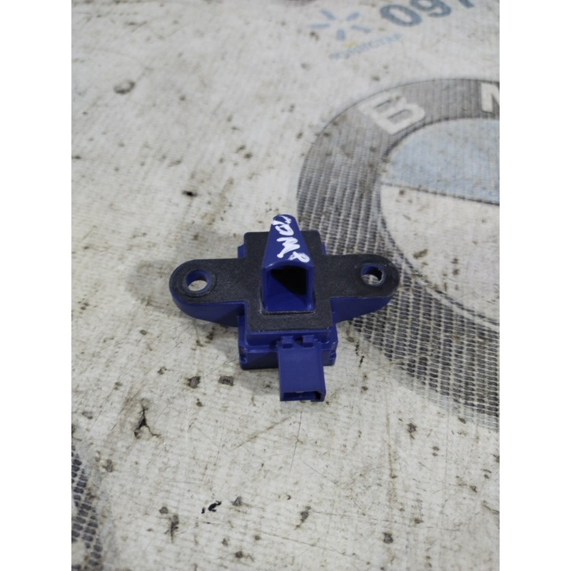 Датчик удара (электрика / датчики) Jeep Compass MP 2018 2.4 68245077aa