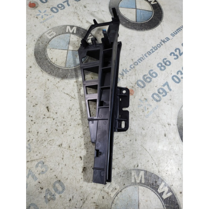 Направляющая стекла двери (кузов и элементы) Jeep Compass MP 2018 2.4 68292090AA