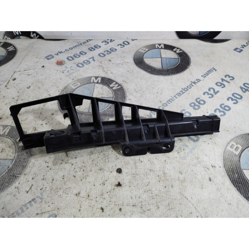 Направляющая стекла двери (кузов и элементы) Jeep Compass MP 2018 2.4 68292090AA