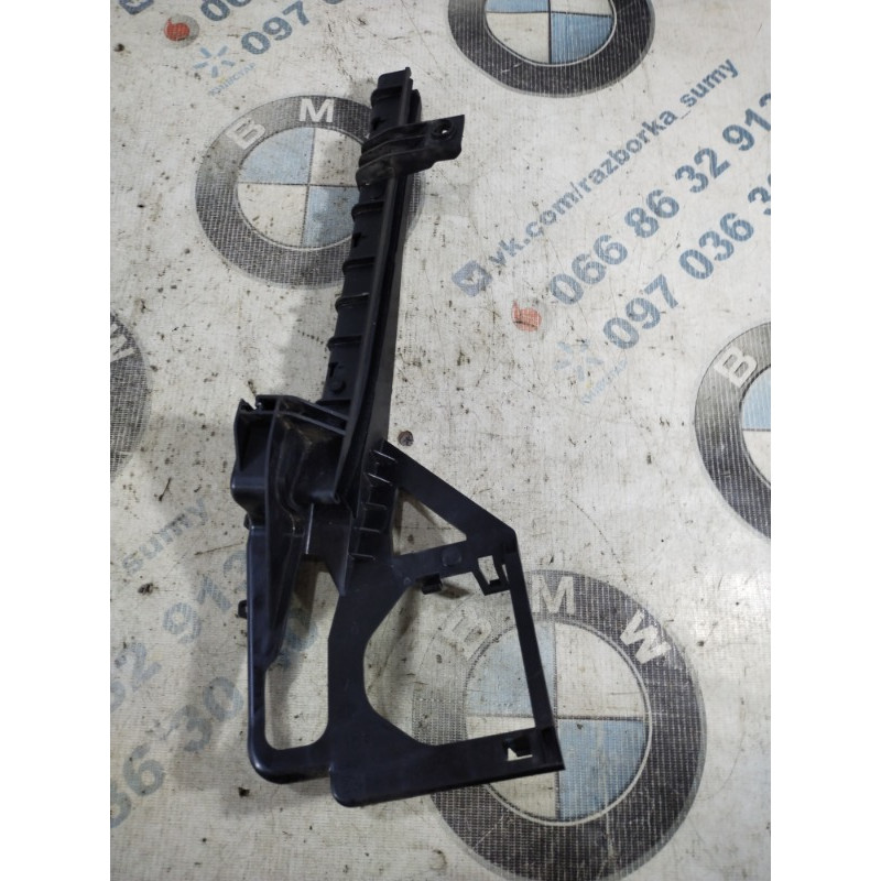 Направляющая стекла двери (кузов и элементы) Jeep Compass MP 2018 2.4 68292064AA