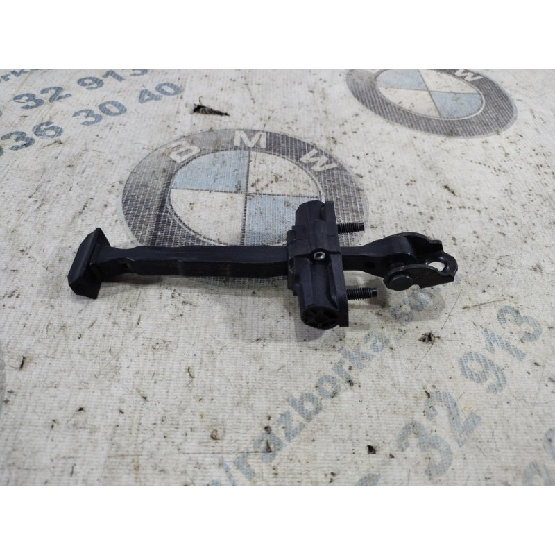 Ограничитель двери (кузов и элементы) Jeep Compass MP 2018 2.4 68243645aa