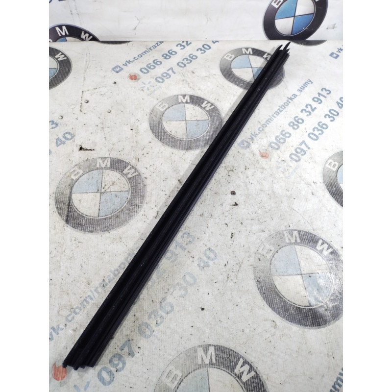 Молдинг стекла внутренний (наружные элементы кузова) Jeep Compass MP 2018 2.4 68242112AA