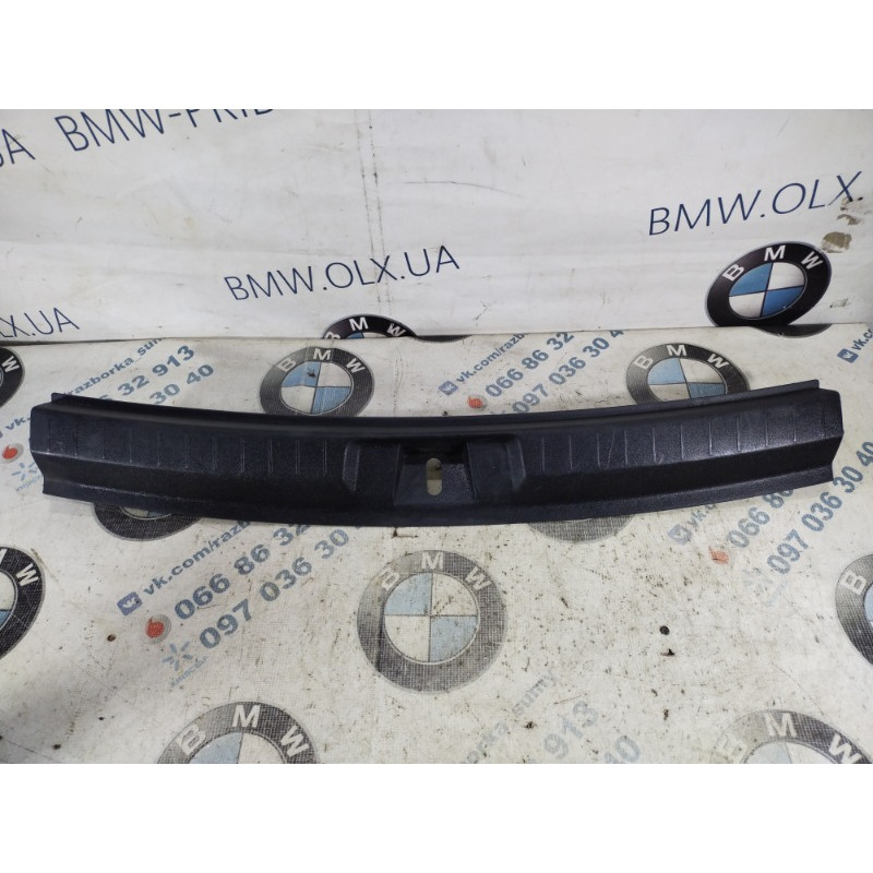 Накладка замка крышки багажника (салон) Dodge Journey SXT 2014 3.6 1be73dx9ab