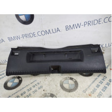 Накладка замка крышки багажника