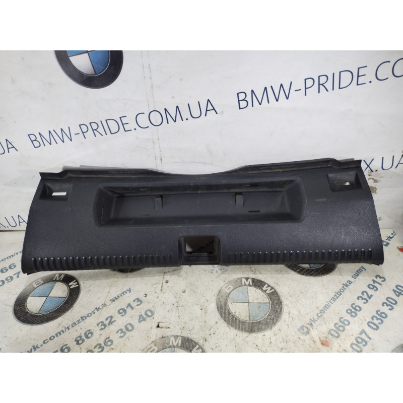 Накладка замка крышки багажника (салон) Volkswagen Jetta MK6 2011 2.5 5c6863459