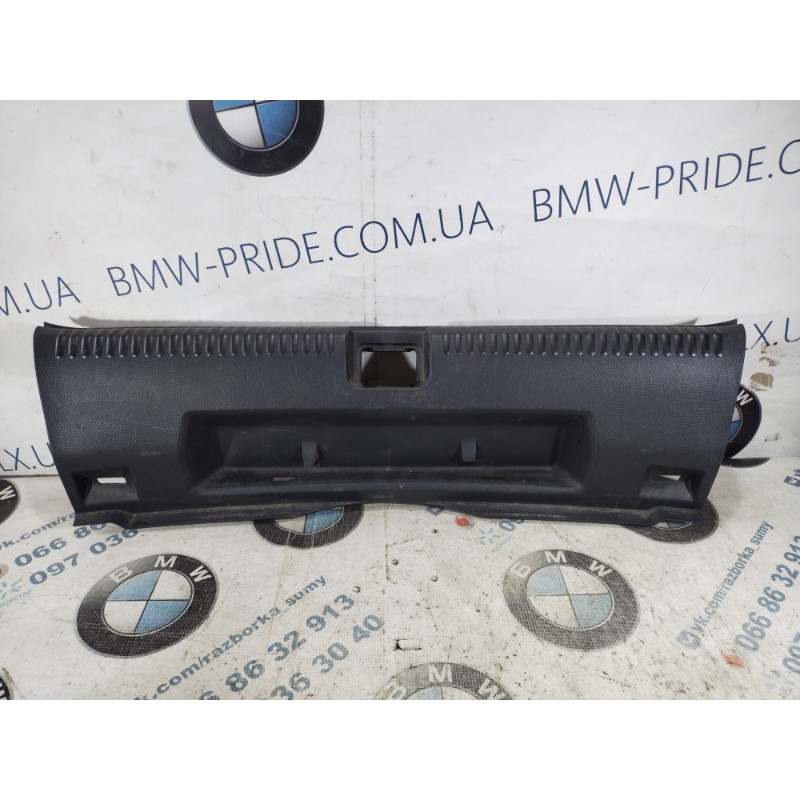 Накладка замка крышки багажника (салон) Volkswagen Jetta MK6 2011 2.5 5c6863459